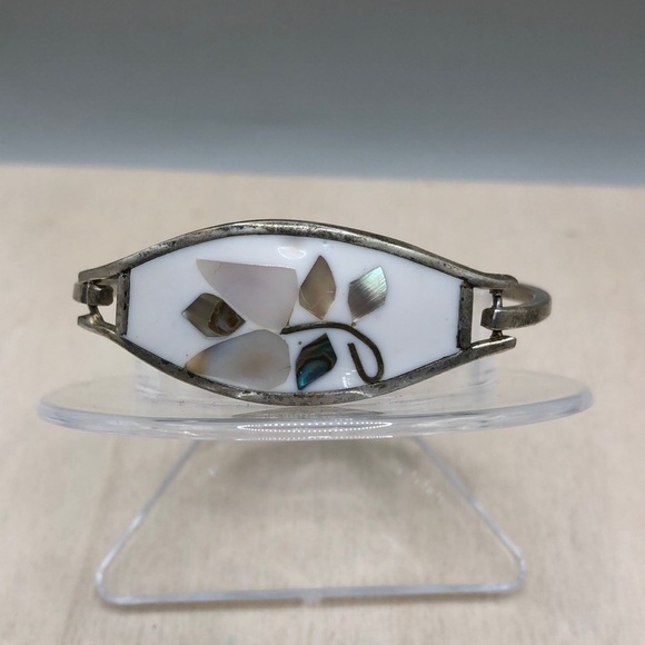 Vintage Alpaca Silver Mexico MOP Inlay Bracelet. - Picture 1 of 6